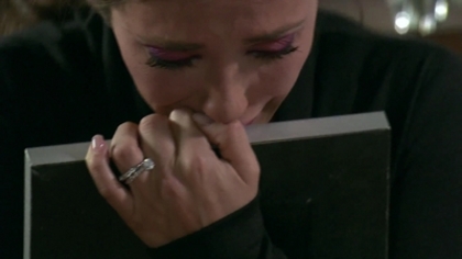 normal_070 - Dos Hogares Promos y Trailer