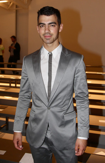 Joe+Jonas+Calvin+Klein+Collection+Milan+Fashion+I9aVxkZe-c9l - Calvin Klein Collection - Milan Fashion Week Menswear SpringSummer 2012