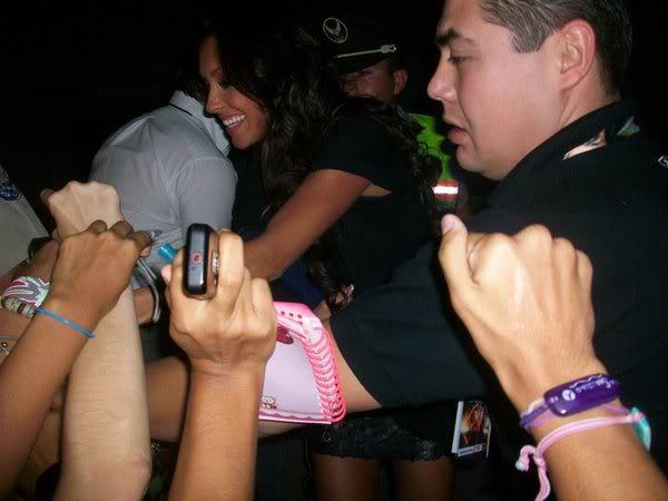204102046 - Candid 2010