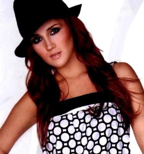 wly2yh10 - dulce maria 3