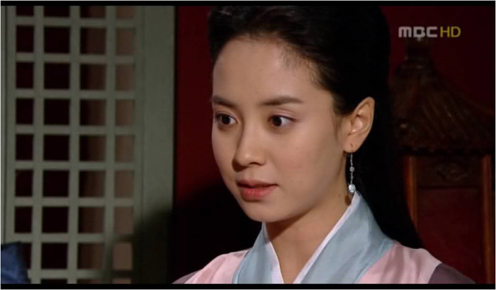 El este Jumong sotul meu...dar si Dong yi si Deokman...si-au  gasit cate un sot... El este Jumong sotul meu...dar si Dong yi si Deokman...si-au  gasit cate un sot...