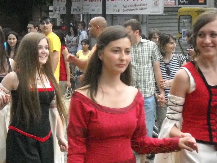 ........prin cetate.........