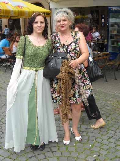 ......domnita ei.