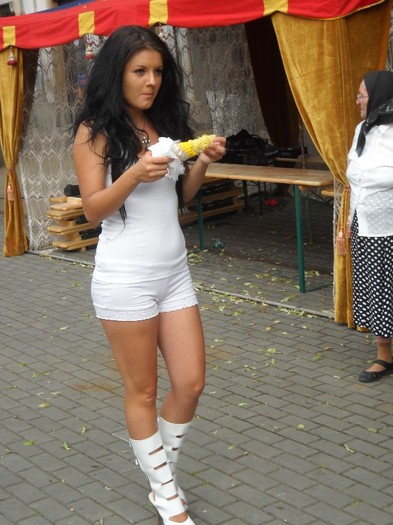 A gasit ce-a cautat - SERBARILE MEDIEVALE ALE BISTRITEI 2011