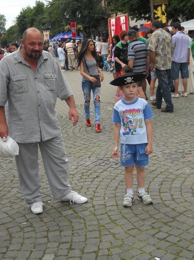 PIRAT MODERN PIRAT MODERN