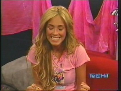 23ago06id82wt8ai6 - Anahi 5