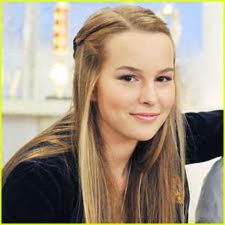  - BRIGET MENDLER