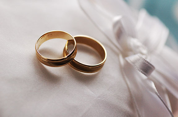 inele-detalii-alb-doua-nunta - pentru HotelCrystal cu poze cu rochii de nunta si accesorii