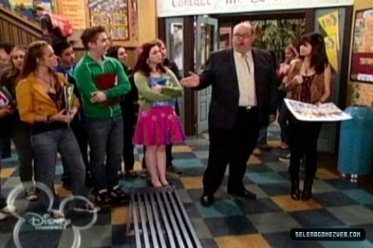 normal_selena-gomez-0034