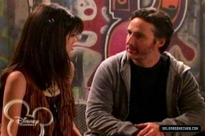 normal_selena-gomez-0059