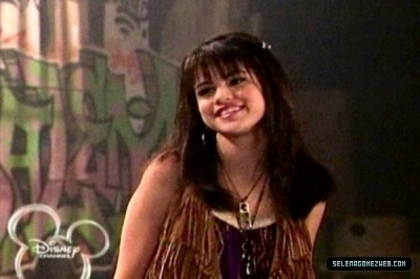 normal_selena-gomez-0063