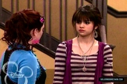 normal_selena-gomez-0068