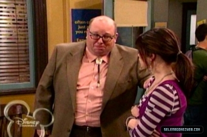 normal_selena-gomez-0080