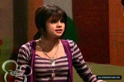 normal_selena-gomez-0093