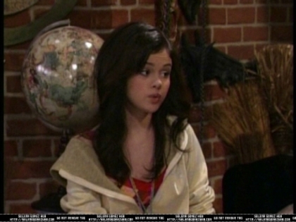 normal_wowpS01E08_0031 - Wizards Of Waverly Place - Curb Your Dragon - Screencaps