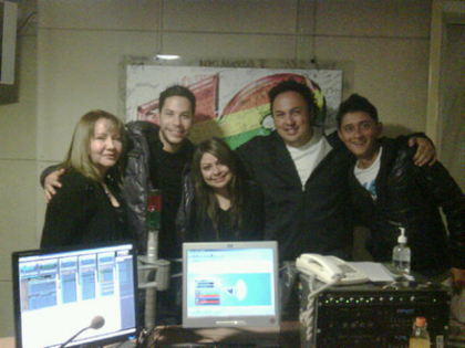 normal_001 - Christian en la estacion de radio Los 40 Principales en Bogota Colombia