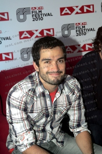 89362930 - Poncho en AXN Film Festival 2010