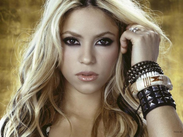 Shakira_1231025377_3 - Shakira
