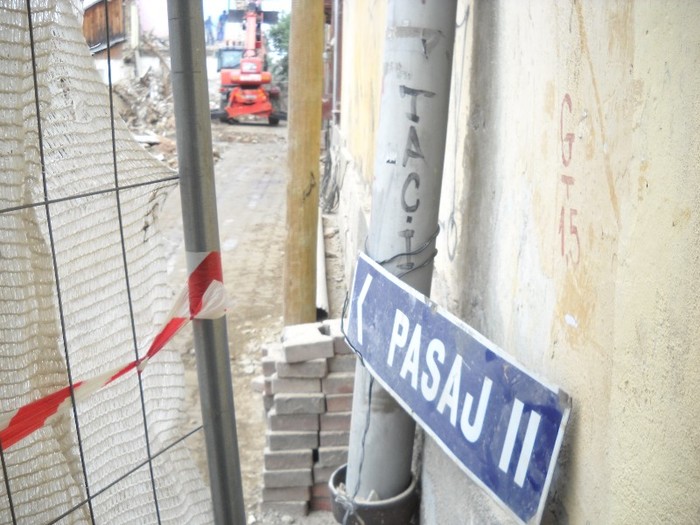 SA VEZI  SI SA TE CONFORMEZI - MINUNATII ALE LUMII