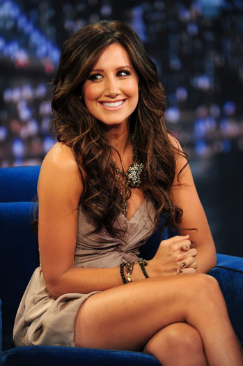 Ashley Tisdale (9) - x - Concurs reitudiana