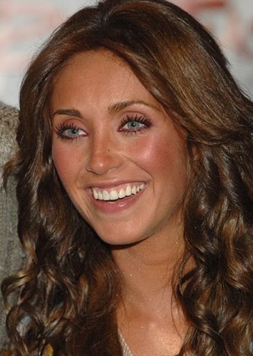 021 - Anahi em Coletivas tardes de autografos entrevistas programas de radio e Tv