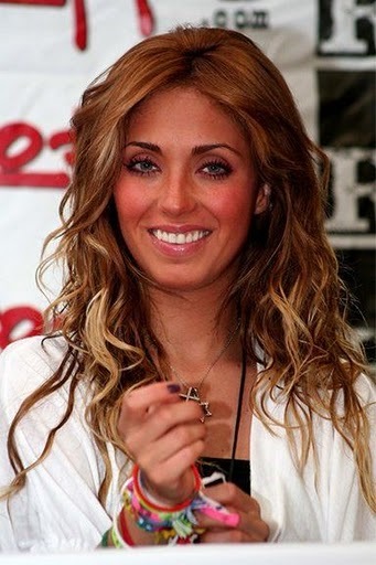 iagn1 - Anahi em Coletivas tardes de autografos entrevistas programas de radio e Tv