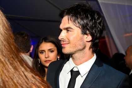 Ian-Nina-ian-somerhalder-and-nina-dobrev-21886908-420-280