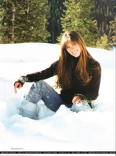 dg5fd - Anahi en Photoshoots