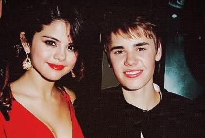 308w513 - poze cu Justin Bieber si Selena Gomez