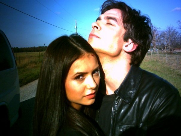 ian-somerhalder-nina-dobrev-9 - Nina si Ian