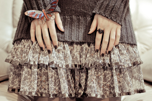 black-finger-nails-black-nail-polish-black-nails-butterfly-floral-gray-Favim.com-83867_large