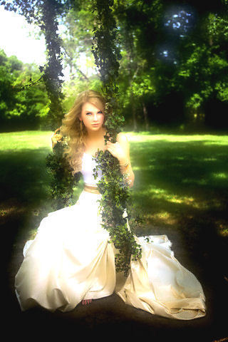 Taylor-taylor-swift-23081008-320-480