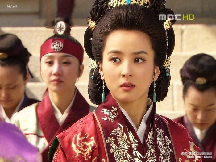 Mi Chu!Am descorit cine era femeia aceea