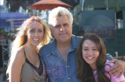 normal_013 - MileyWorld - July 19th 2007 - Tonight Show with Jay Leno - Backstage