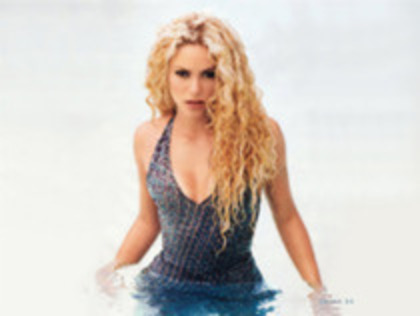 39958603_SXVAABTNF - shakira