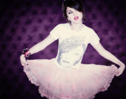 28450335_ORKZHLUMK - selena gomez
