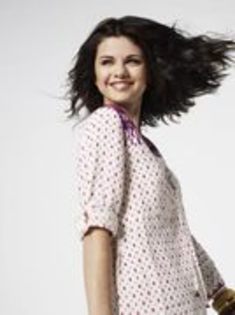 37754122_GRLUOPFLD - selena gomez