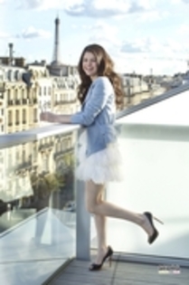 37754280_NZKQEWZBR - selena gomez