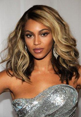 Beyonce - Poze cu Rihanna si Beyonce