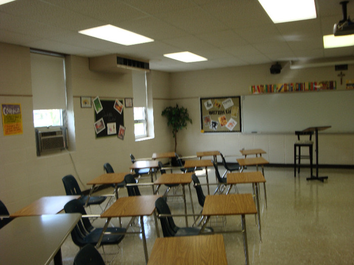 ( Tot restul orelor Ammy statu cu ochii pe Abby )