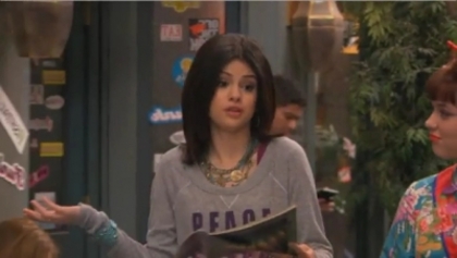 normal_004 - Wizards Of Waverly Place - All About You-Niverse - Screencaps