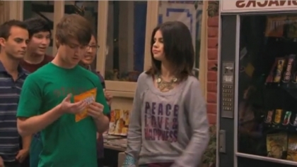 normal_013 - Wizards Of Waverly Place - All About You-Niverse - Screencaps