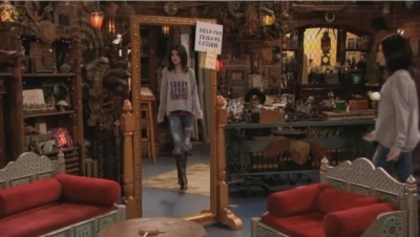 normal_263 - Wizards Of Waverly Place - All About You-Niverse - Screencaps
