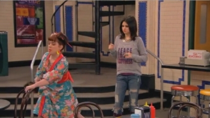 normal_324 - Wizards Of Waverly Place - All About You-Niverse - Screencaps
