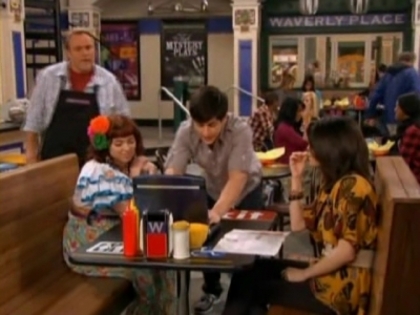 normal_001 - Wizards Of Waverly Place - Wizards vs Finkles - Screencaps