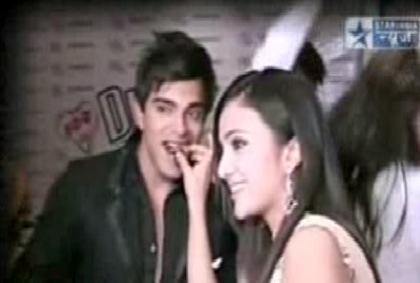 38178279_IATMZOLCG - xxArmaan si Ridhimaxx