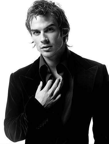 Ian-3-ian-somerhalder-11489207-380-500