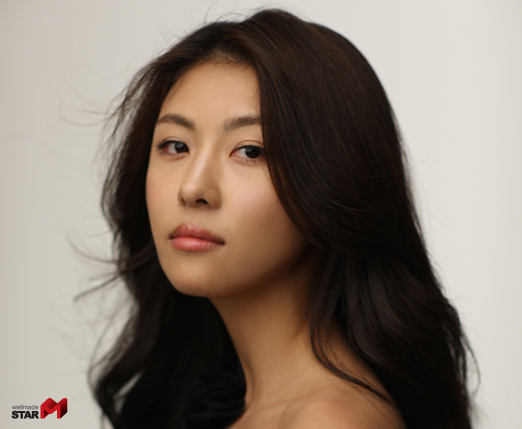 3 - Club Ha Ji Won