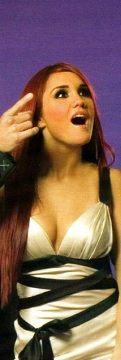 Dulce Maria - x - Clubul Vedetelor Roscate