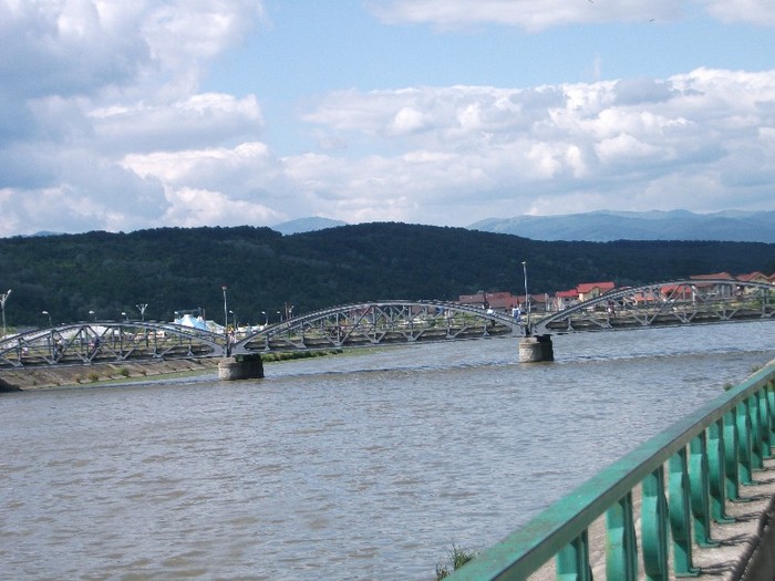 podul peste Jiu